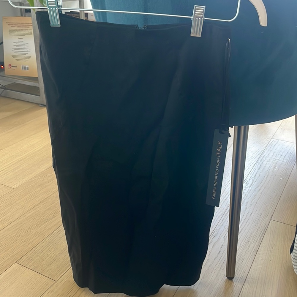 Bebe suite skirt